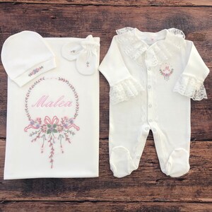 Conjunto de ropa para recién nacido con diseño de gota / Bordado brasileño hecho a mano / Conjunto de ropa para recién nacido / Regalo personalizado para bebé / Conjunto personalizado para bebé