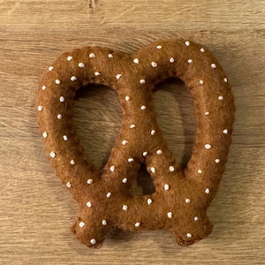 Felt Food - Pretzel - Felt Play Food