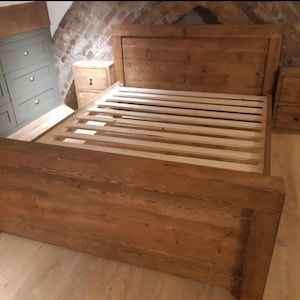 Cama Cambridge de madera maciza, disponible en todos los tamaños y fabricada bajo pedido. ¡Montaje gratuito en el momento de la entrega! imagen 2