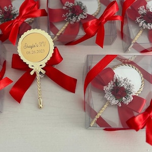 Quinceanera favors,personalized mirror favors,Sweet 16 mirror with red flowers,Sweet 15,Mis Quince Años,metal mirror gift with box,Mis XV