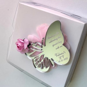 Luxury Mirror Favors with Box ,Personalized Butterfly Pink Quinceañera Favor,Gold Mirror with Pink Flower,Sweet 16 gift,Birthday Guest Favor