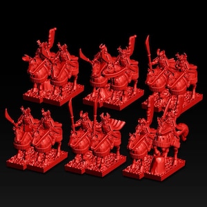 Peut inclure: Ensemble de figurines miniatures rouges représentant des guerriers montés. Chaque figurine est montée sur un cheval et est équipée d'une armure et d'armes. Les figurines sont disposées sur des socles individuels, suggérant un usage pour les jeux de table ou l'exposition.