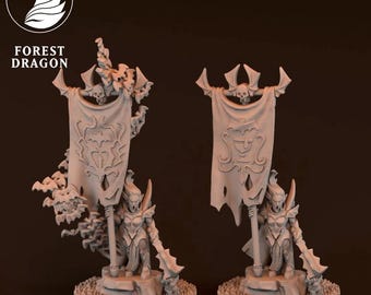 Puede incluir: Dos figuras en miniatura detalladas de una guerrera sosteniendo una pancarta con un diseño de calavera y murciélago. Las figuras están sobre una base redonda. El texto "FOREST DRAGON" y un logotipo de dragón están en la esquina superior izquierda.