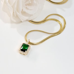 Emerald Gold Necklace, Green Crystal Rectangle Necklace, Gold Necklaces For Women, Emerald Pendant Necklace, May Birthstone, Gift For Her
