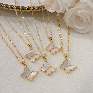 Butterfly Gold Necklace, Butterfly Pearl Charm Necklace, Pearl gold Necklace, Dainty Gold Necklace, Gold Charm Necklace, Bridesmaid Gift