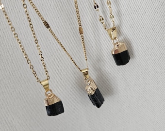 Raw Black Tourmaline Gold Necklace, Black Tourmaline Pendant Necklace, Black Tourmaline Necklace, Raw Tourmaline Pendant, Gemstone Necklace