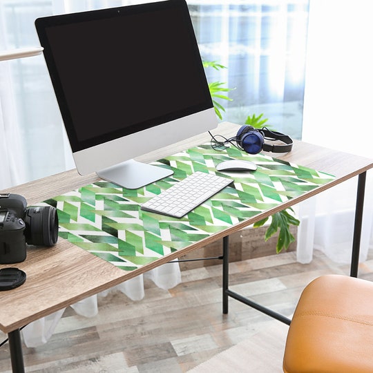 Disover Green Messy Desk Mats