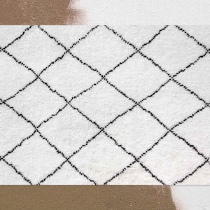 White Black Striped Forming Diamonds Vinyl Mat, Geometric Vinyl Floor Mat, White and Black Vinyl Rug, Linoleum Rug, Area Rug, Comfort Mat