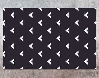 White Arrows Vinyl Mat, Black Linoleum Rug, White Vinyl Floor Mat, Geometric Vinyl Rug, Floor Mat, Decorative Mat, Vinyl Rugs and Mats