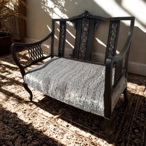 Antique Mahogany Chippendale Style Loveseat Early 1900s Living Room Bench