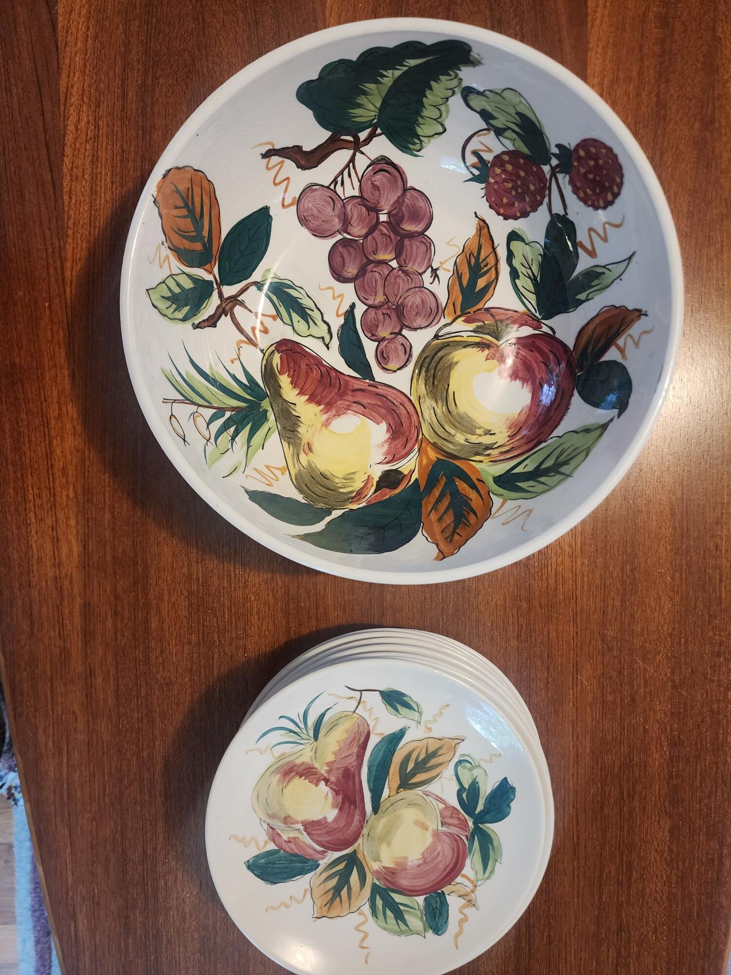 Vintage Hand Painted Italian Fruit Pattern Serving Bowl With Set of 8