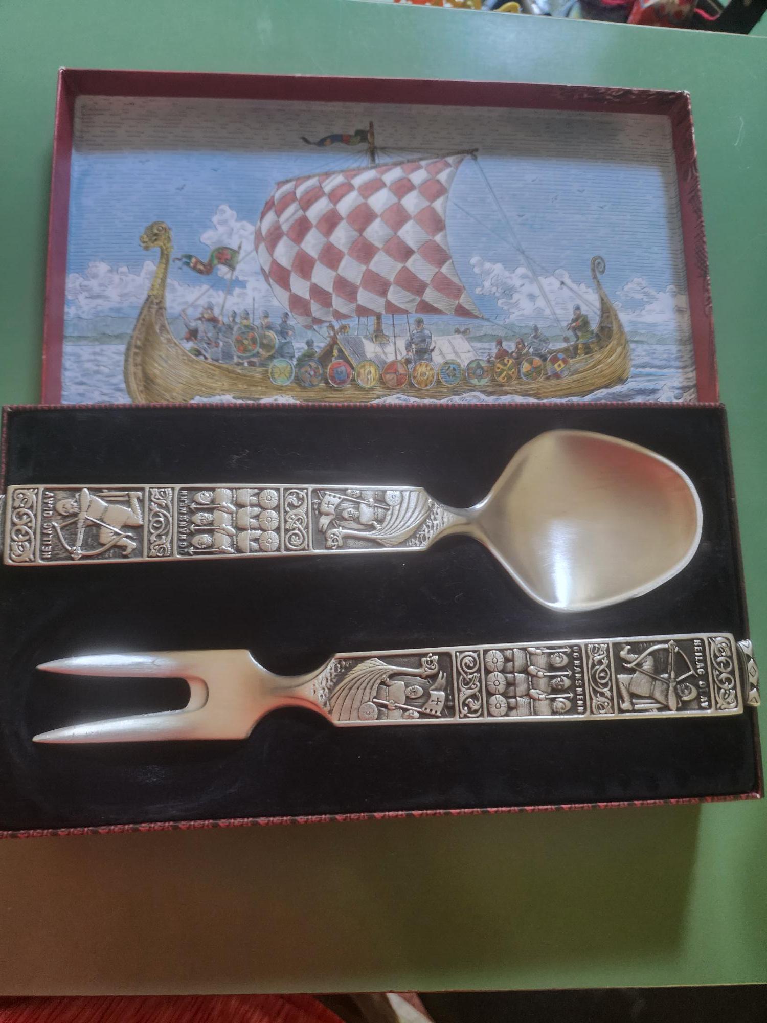 KONGE PEWTER ノルウェー　ヴァイキング　スプーン3本セット　箱入り Amazon.com: KONGE PEWTER Norwegian Viking Spoon Set of 3 in