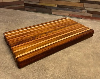 50 x 27 x 5 cm - Striped Chopping Board