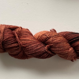 Papio Fiber 4-ply Hand Dyed DK Weight Wool Yarn - Chewbacca