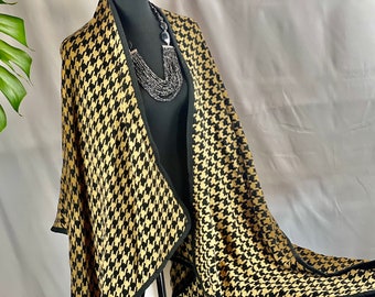 Beauty Classic Brown Tone HOUNDSTOOTH Ruana Wrap Free Size Trendy Classic Fashion Ruana Blanket