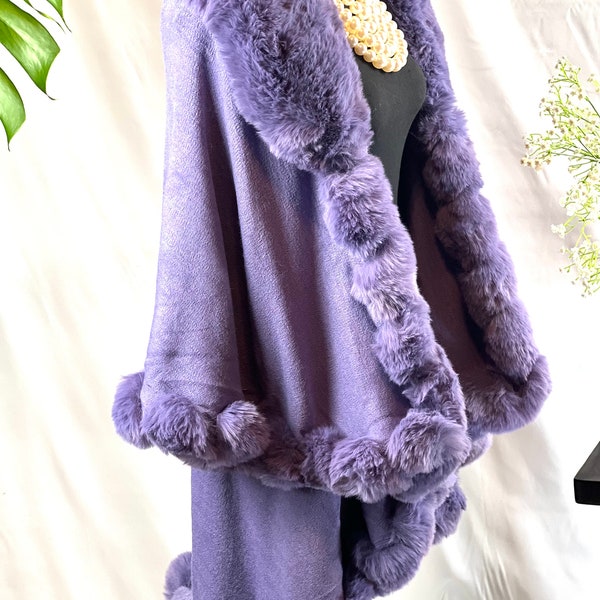 Cape chic en fausse fourrure violet lavande double couche fausse fourrure luxueux manteau de mariée chauve-souris soirée cardigan ouvert sur le devant poncho en fausse fourrure