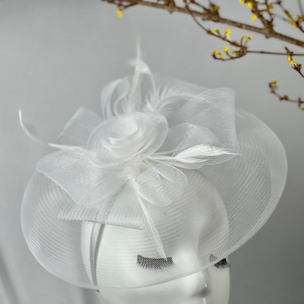 Trendy Elegant Vintage Large White Tea Hat Cocktail Party Hat Mini Hat Kentucky Derby Hat, Fancy Hat, Tea Party Hat, Wedding Hat Church Hat