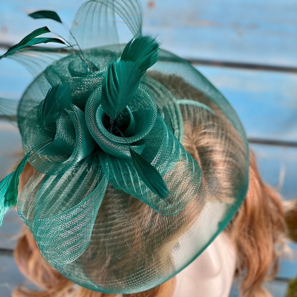 Elegant Vintage GREEN Tea Hat Large 13” Women's Tea Party Hat, Church Hat, Kentucky Derby Hat, Fancy Hat, Wedding Hat, With Clip Fascinator