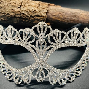 Charming SILVER Rhinestone Crystal Mardi Gras Mask Masquerade Ball Dance Party Mask Bling Rhinestone Mask Custome Eye Mask Metal Eye Mask