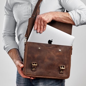 Umhängetasche aus Leder für Männer, personalisierte Aktentasche, benutzerdefinierte Schultertasche, Leder-Bürotasche, Messenger-Laptoptasche, Aktentasche für Männer Bild 1