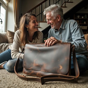 Sac pour ordinateur portable en cuir fait main, porte-documents messager pour homme, cadeau fête des pères sacoche de travail et de voyage, cadeau pour lui, messager de bureau pour la fête des pères