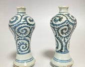 Japanese Antique old Imari ware(Koimari) flower vase, 2set of vase, arabesque