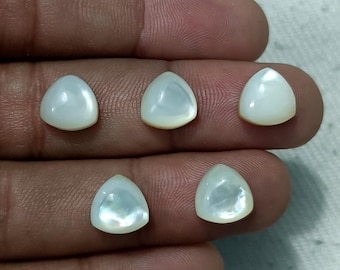 Mother of Pearl Triangle Cabochon : Natural Calibrated Gemstone for Jewelry Making