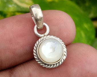 Mother of Pearl Pendant, 925 Sterling Silver Bezel Setting Jewelry, Minimal Boho Jewelry