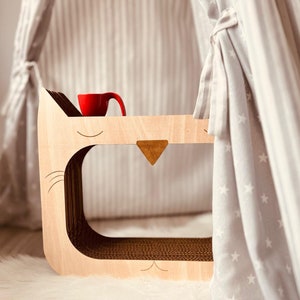 Adorable table de chevet en carton avec tête de chat pour enfants