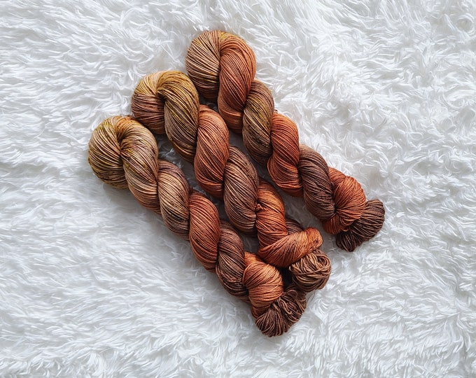 Autumn Vibes - Classic Sock Base - Fingering Weight - Superwash Merino/Nylon Sock Yarn
