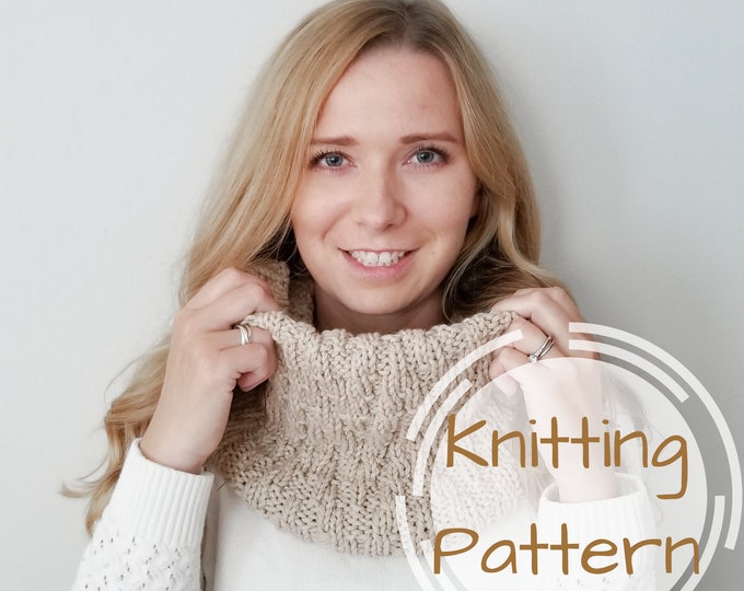 Knitting Pattern - Sugarloaf Cowl Pattern