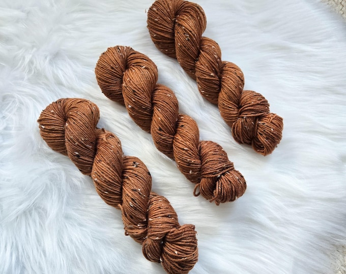 Sienna - DK Tweed Base - Superwash Merino/Donegal Nep Hand Dyed Yarn