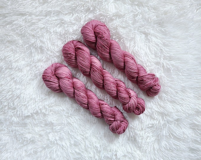 Specked Antique Rose - Classic Sock - Fingering Weight - Superwash Merino/Nylon Sock Yarn