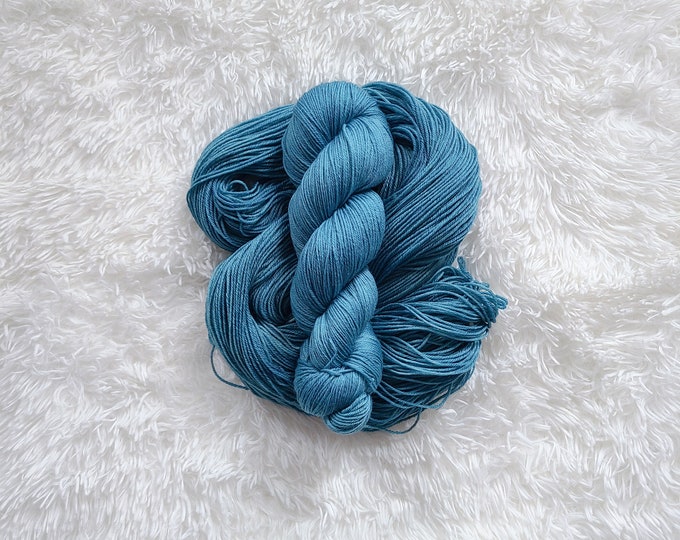 Surf - Classic Fingering Base - 100% Superwash Merino Wool Yarn