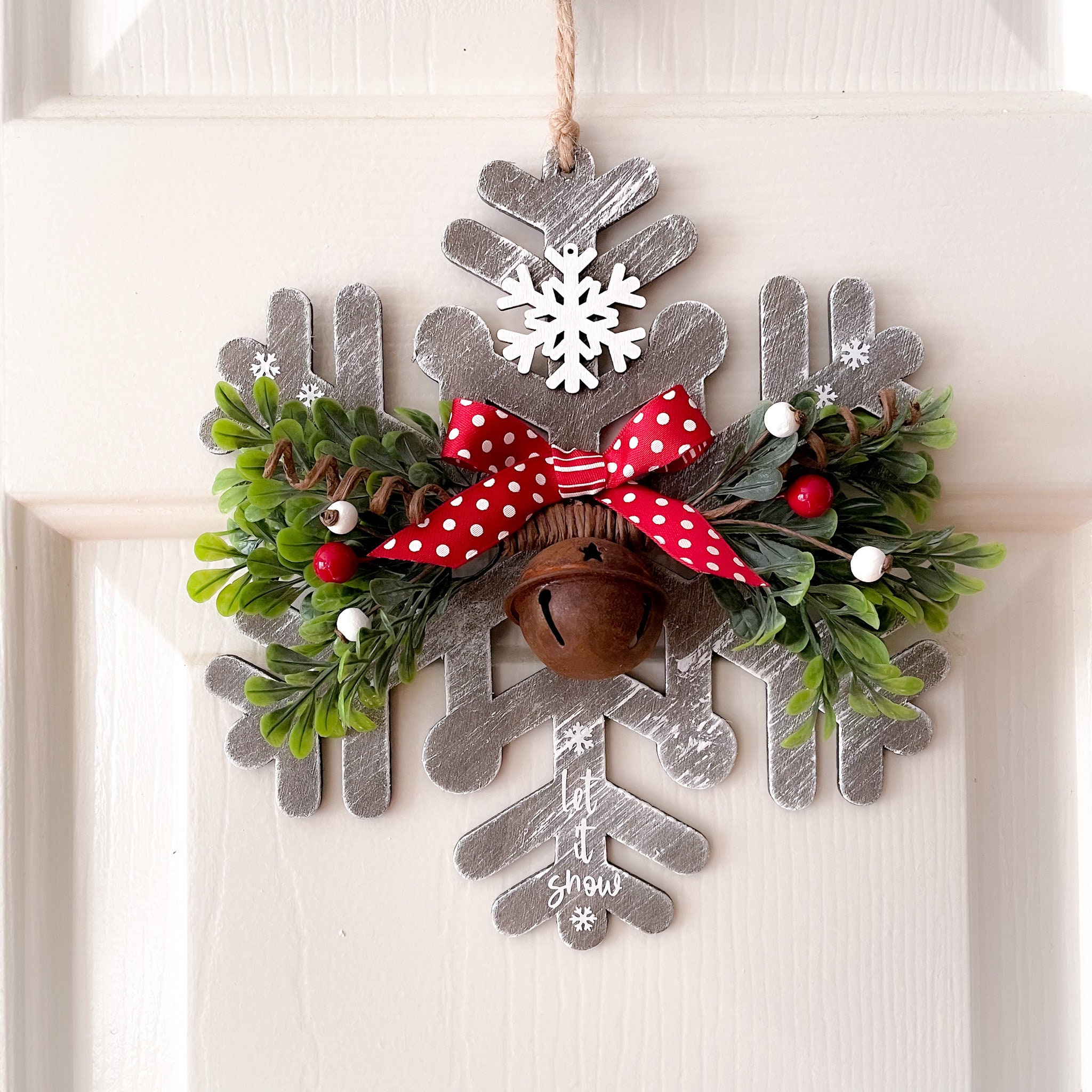 CHRISTMAS DECORATIONS RUSTIC Xmas Decor Snowflake *Farmhouse Wood Metal  Wall Hanging Galvanized Pine Berries Bell Country 8 or 12 Ornament