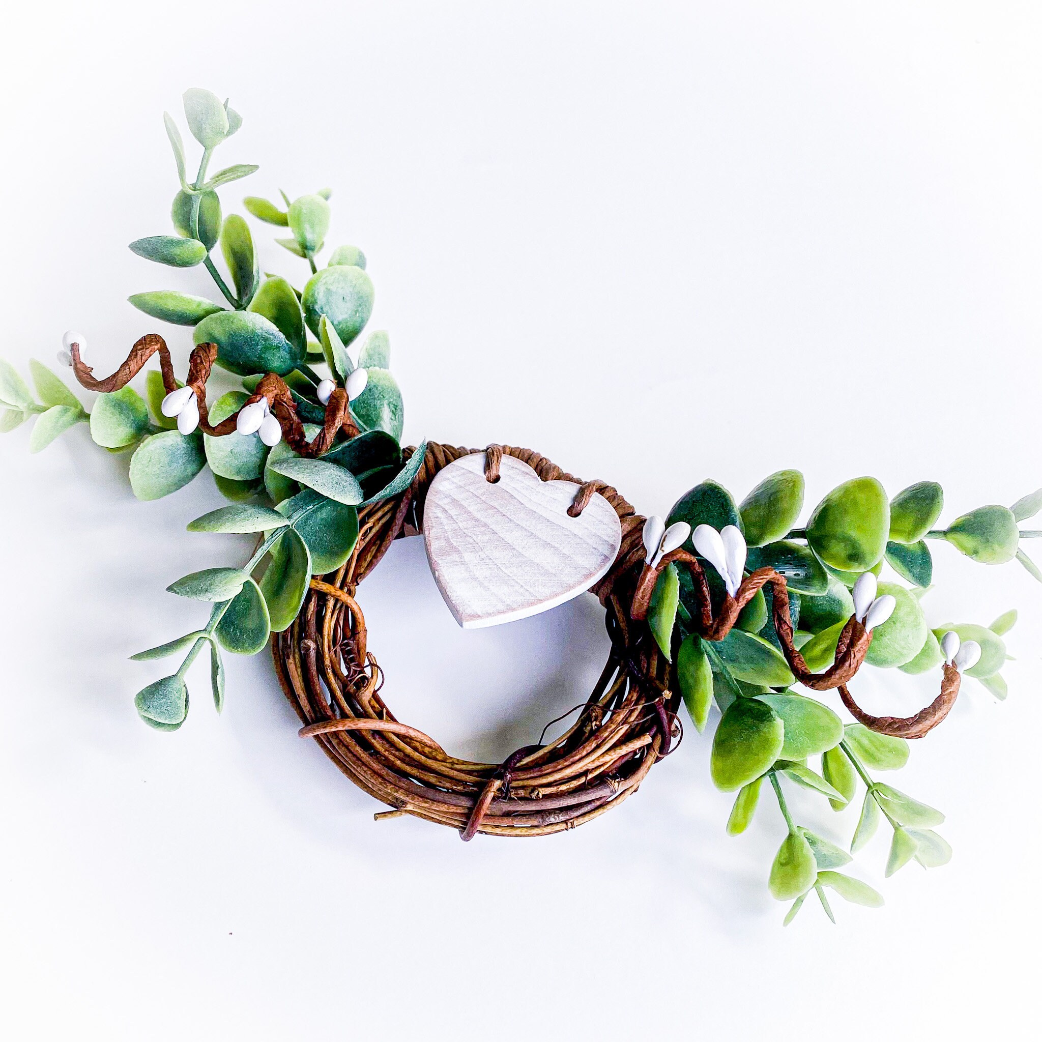 Frosted Eucalyptus Napkin Rings. Pip Berries Napkin Holders. Etsy