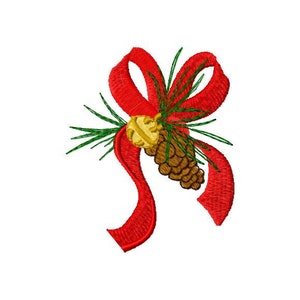 Puede incluir: Una cinta roja atada alrededor de una piña con agujas de pino verdes.