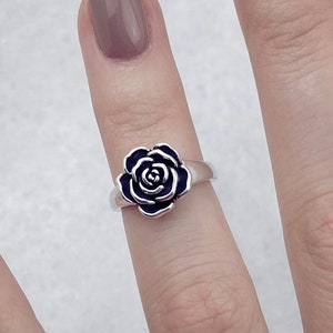 Anillo pequeño de plata con rosa / Anillo floral para el dedo meñique / Anillo midi