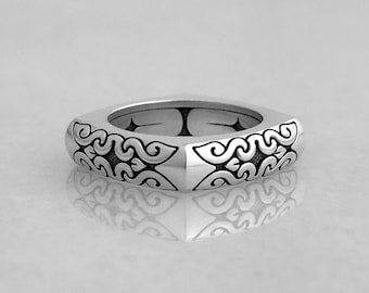 Ornate Silver Square Ring