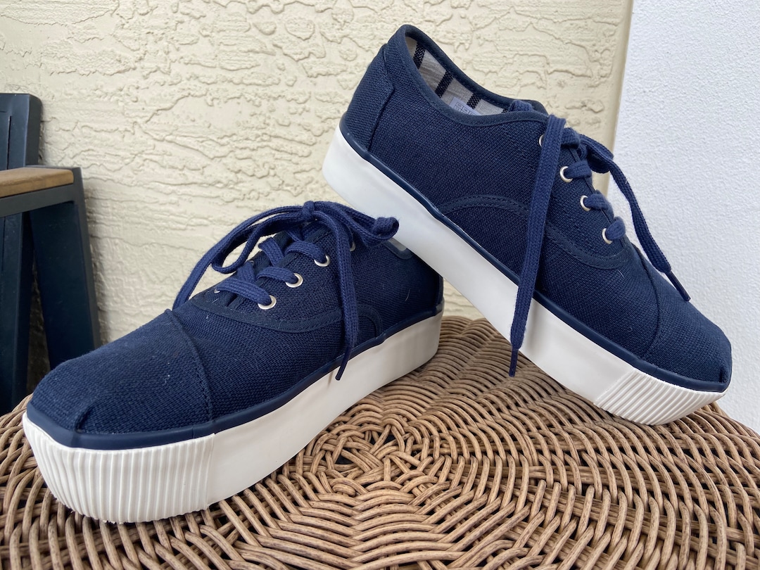 toms boardwalk platform