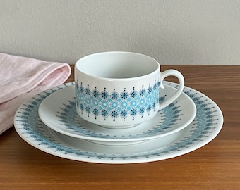 Arabia Finland LOUHI coffee cup, saucer & cake plate