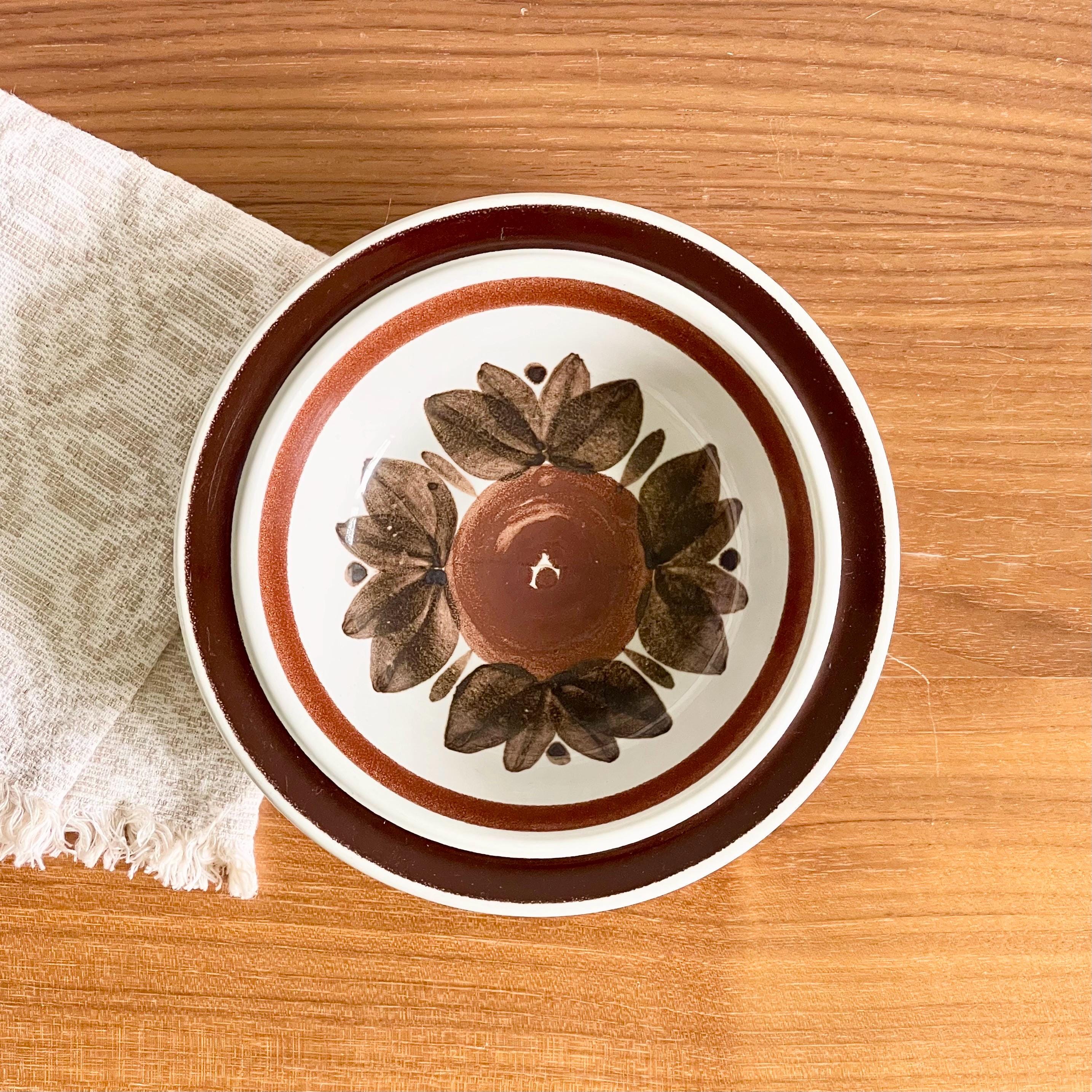 ARABIA Anemone 皿 25cm ３枚セット フィンランド製 Arabia anemone brown - Etsy 日本