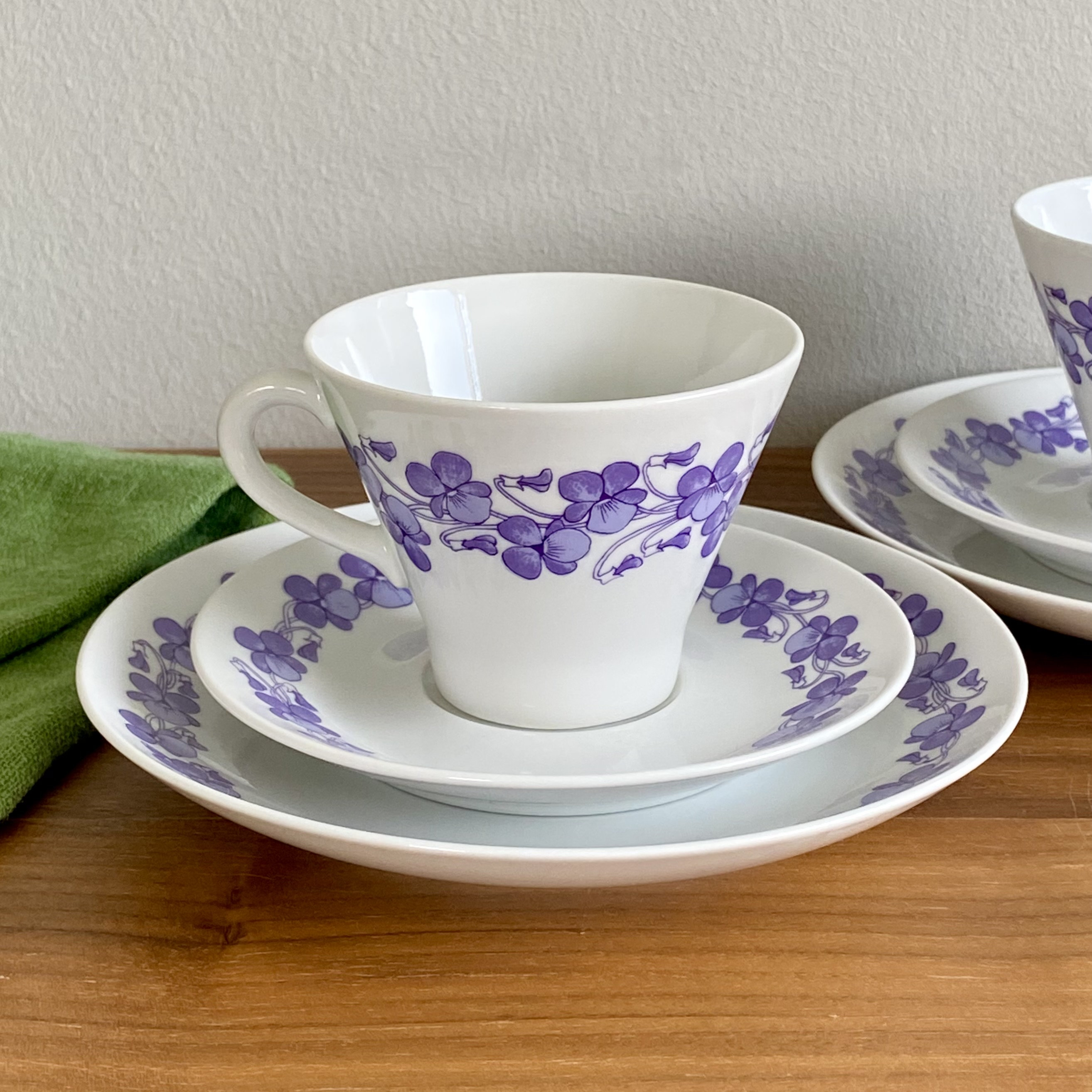 Arabia Finland VIOLA Coffee Cup, Saucer and Cake Plate - Etsy