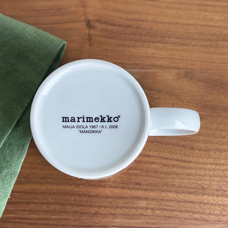 Marimekko Finland MANSIKKA D-handle mug - Thumbnail 3