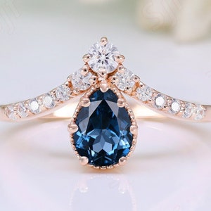 Anillo de boda nupcial con topacio azul de Londres en forma de pera, anillo llamativo de moissanita en oro rosa de 14 quilates, hermosos anillos de aniversario de plata con topacio en forma de lágrima