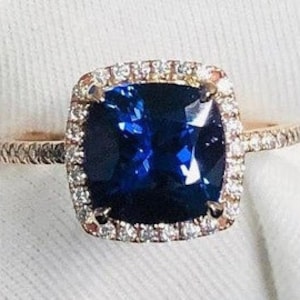 3.48Cts AAA+ Violet Blue Tanzanite Gold Wedding Ring, 14K/18K Solid Gold Engagement Ring For Her, Diamond Halo Ring, Tanzanite Jewelry...