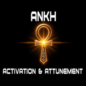 Può includere: Un simbolo Ankh dorato con una luce brillante che emana dal centro. Il testo "ANKH ACTIVATION & ATTUNEMENT" è sotto il simbolo.