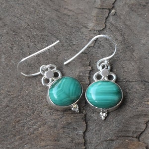 Natural Malachite oval Gemstone Earring,925 Sterling Solid Silver Earring,Antique Silver Earring Earring,Bride Earrings,Wedding Gift Earring