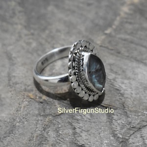 Labradorite Ring, 925 Solid Sterling Silver Ring, Boho Ring, Marquise Labradorite Ring, Ring for Women, Silver Ring, Designer Ring For Her