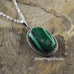 Natural Malachite Gemstone Pendant, 925 Sterling Solid Silver Necklace Pendant, Oval Shape Stone Boho Silver Pendant, Valentine&#39;s Day Gift